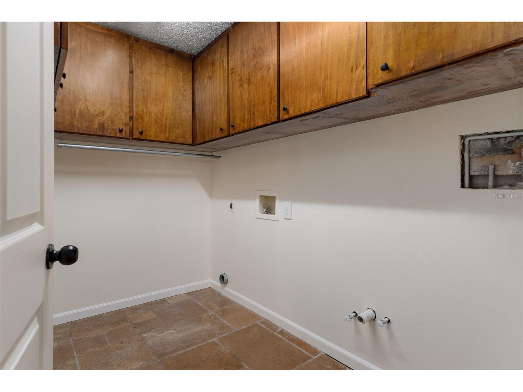 239 SE Paradise Point Road Crystal River FL 34429 OM719146 image16