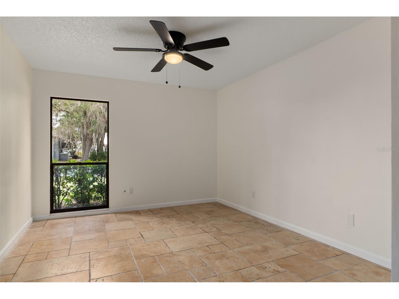239 SE Paradise Point Road Crystal River FL 34429 OM719146 image22