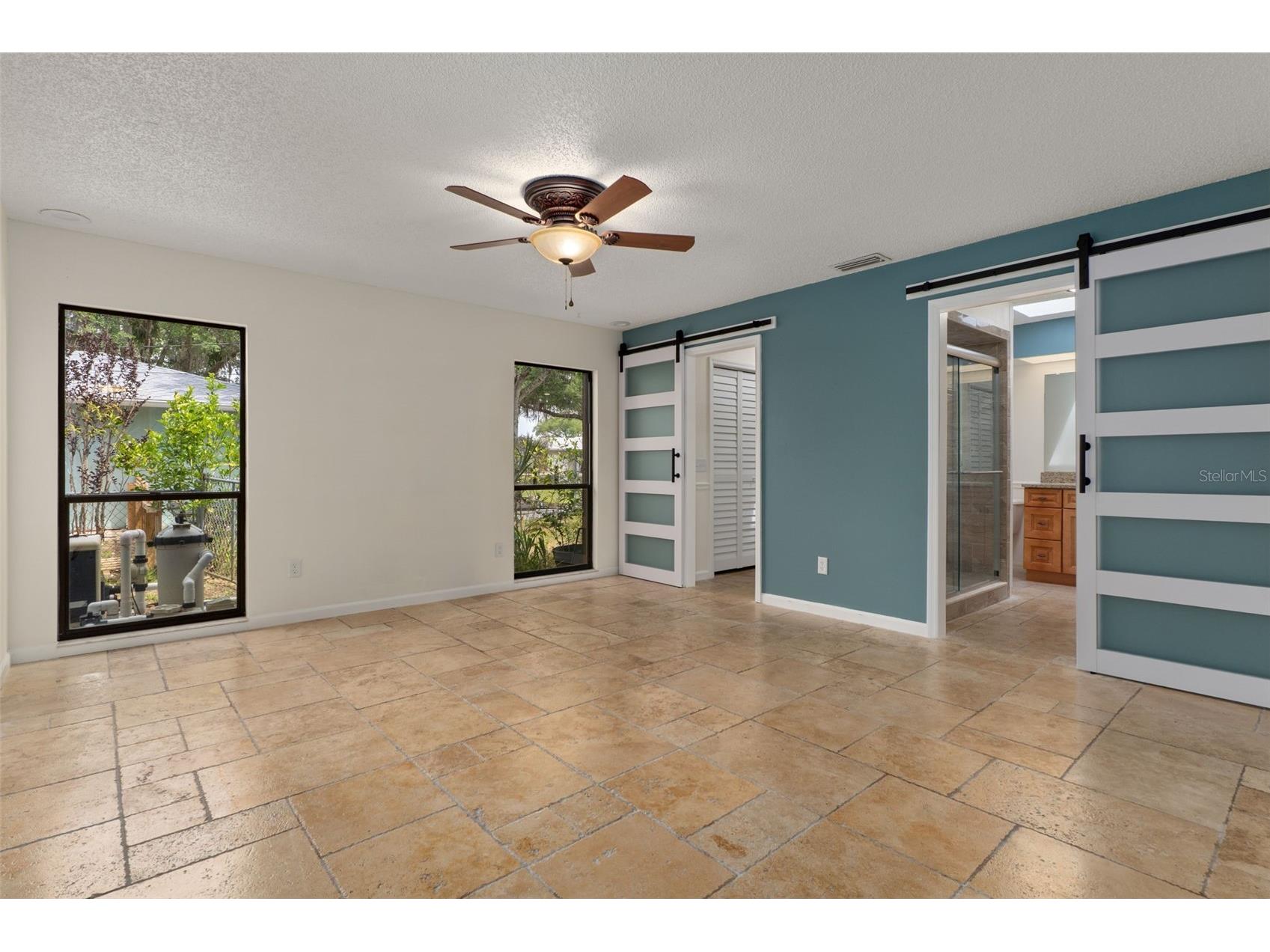239 SE Paradise Point Road Crystal River FL 34429 OM719146 image24