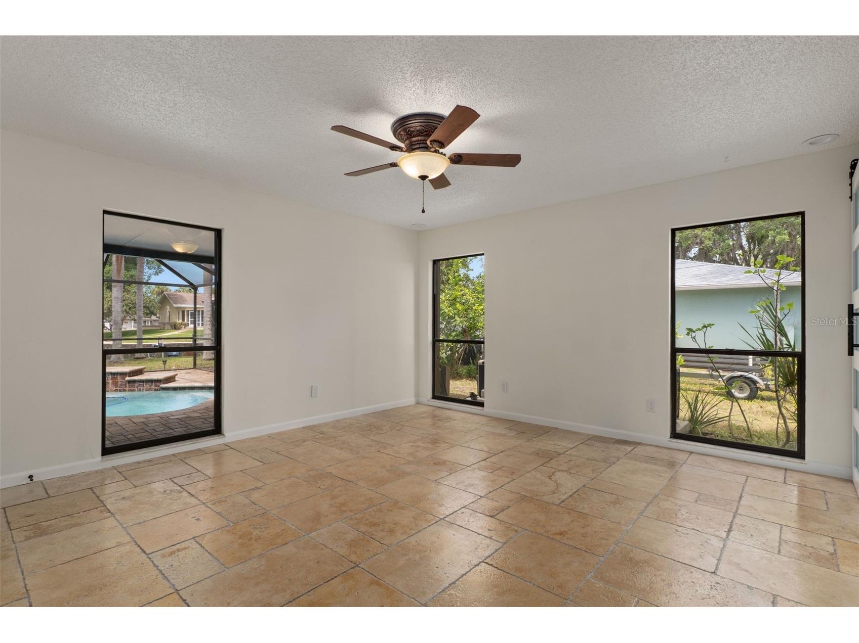 239 SE Paradise Point Road Crystal River FL 34429 OM719146 image25
