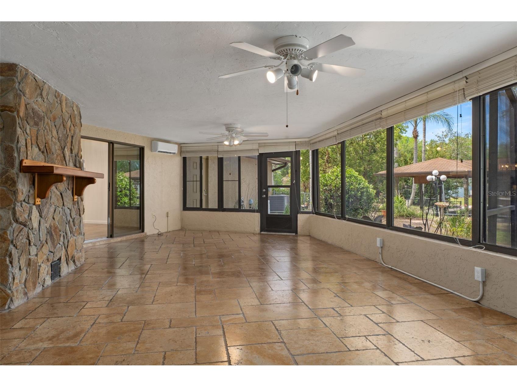 239 SE Paradise Point Road Crystal River FL 34429 OM719146 image30