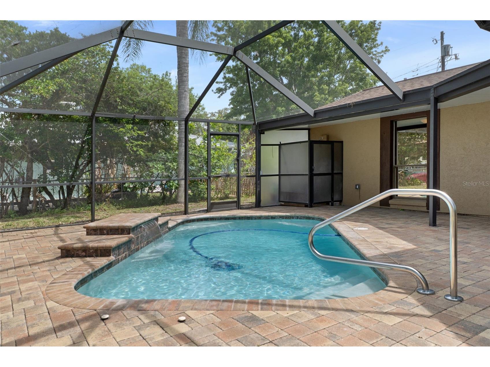 239 SE Paradise Point Road Crystal River FL 34429 OM719146 image35
