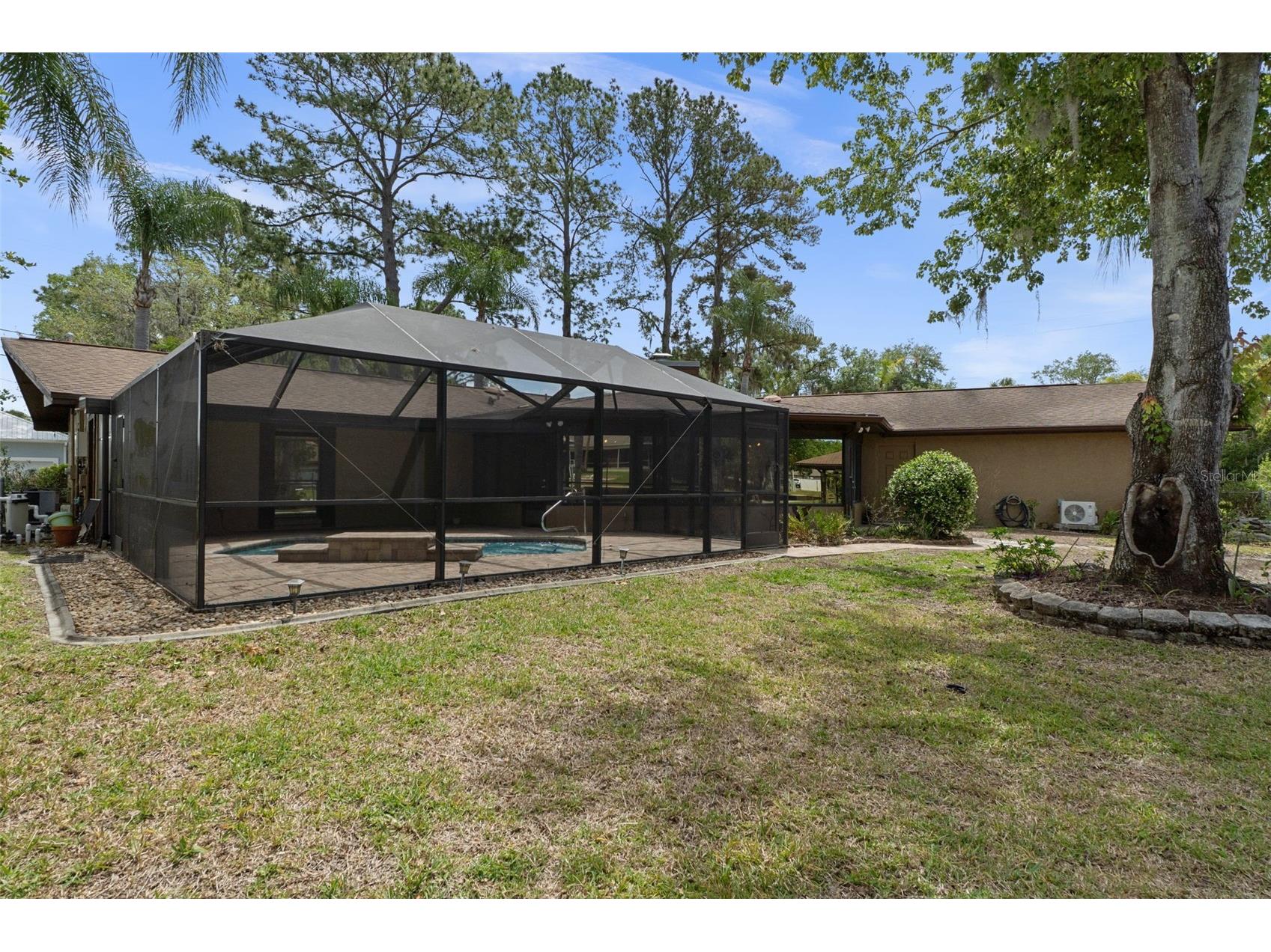 239 SE Paradise Point Road Crystal River FL 34429 OM719146 image36