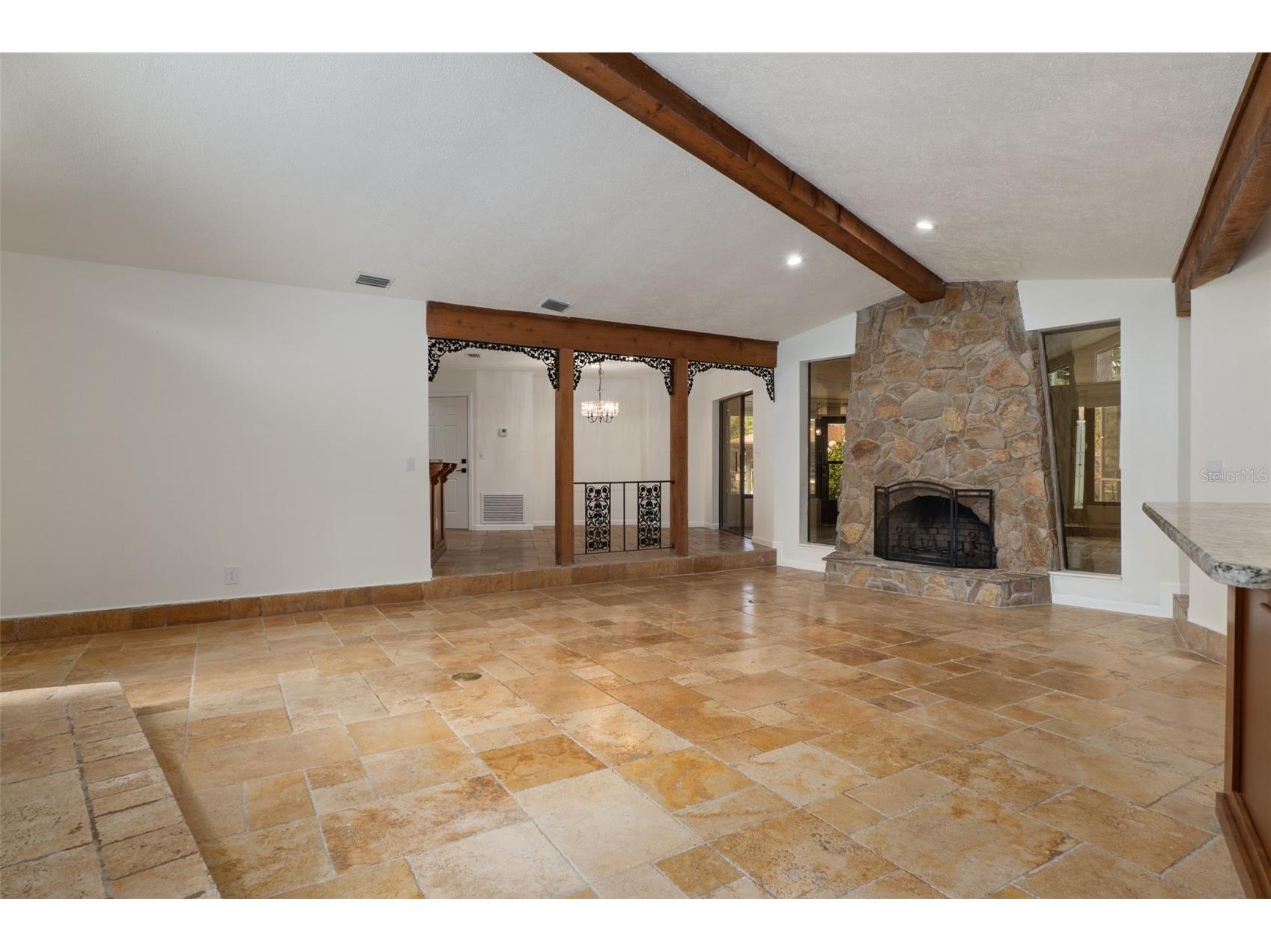 239 SE Paradise Point Road Crystal River FL 34429 OM719146 image8