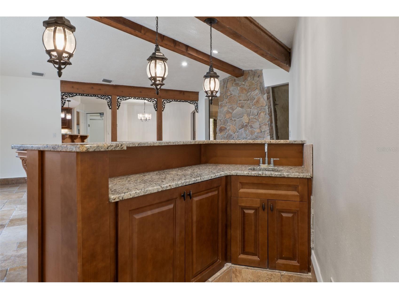 239 SE Paradise Point Road Crystal River FL 34429 OM719146 image9