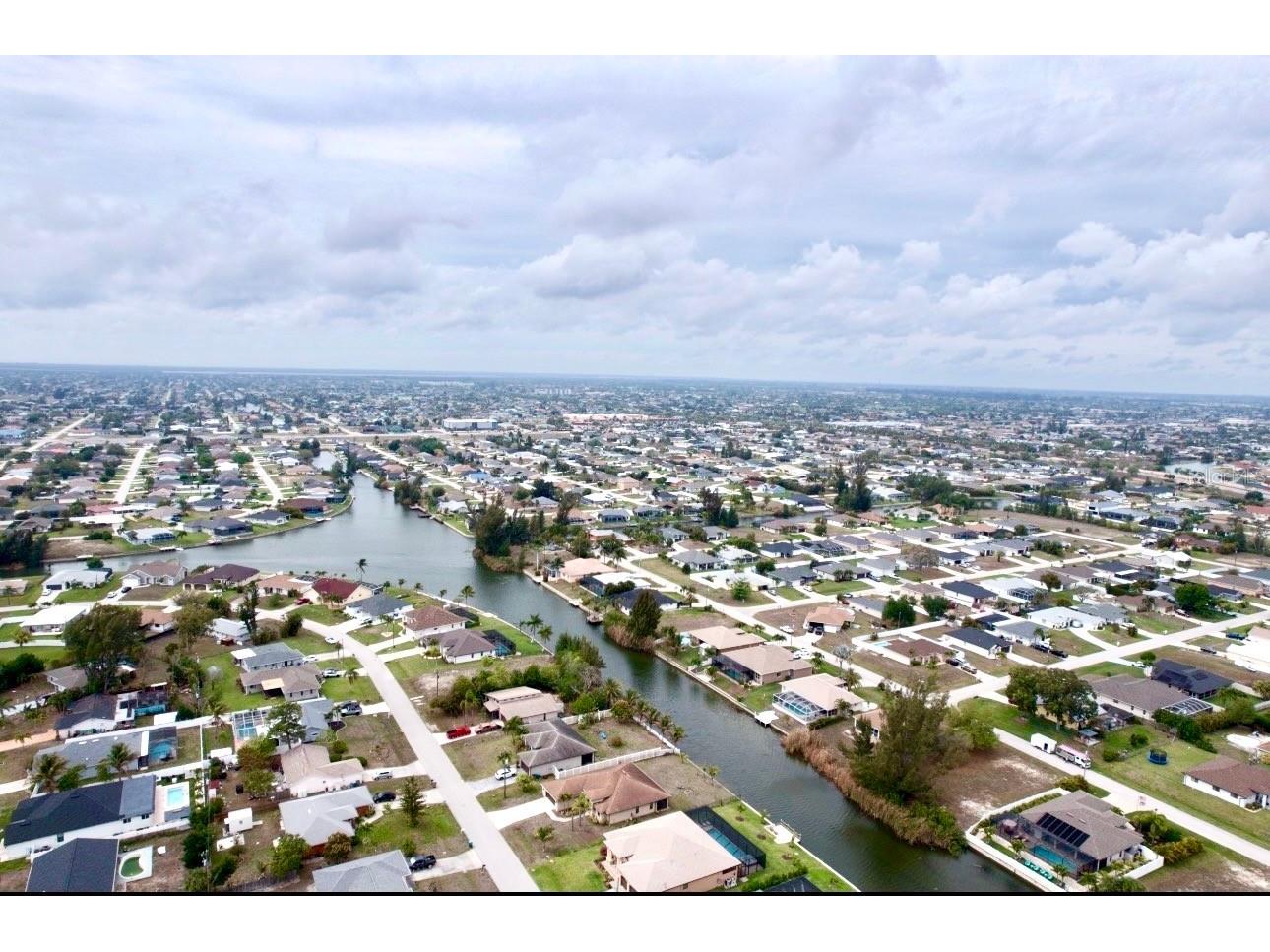 239 SW 28th Terrace Cape Coral FL 33914 C7523465 image2