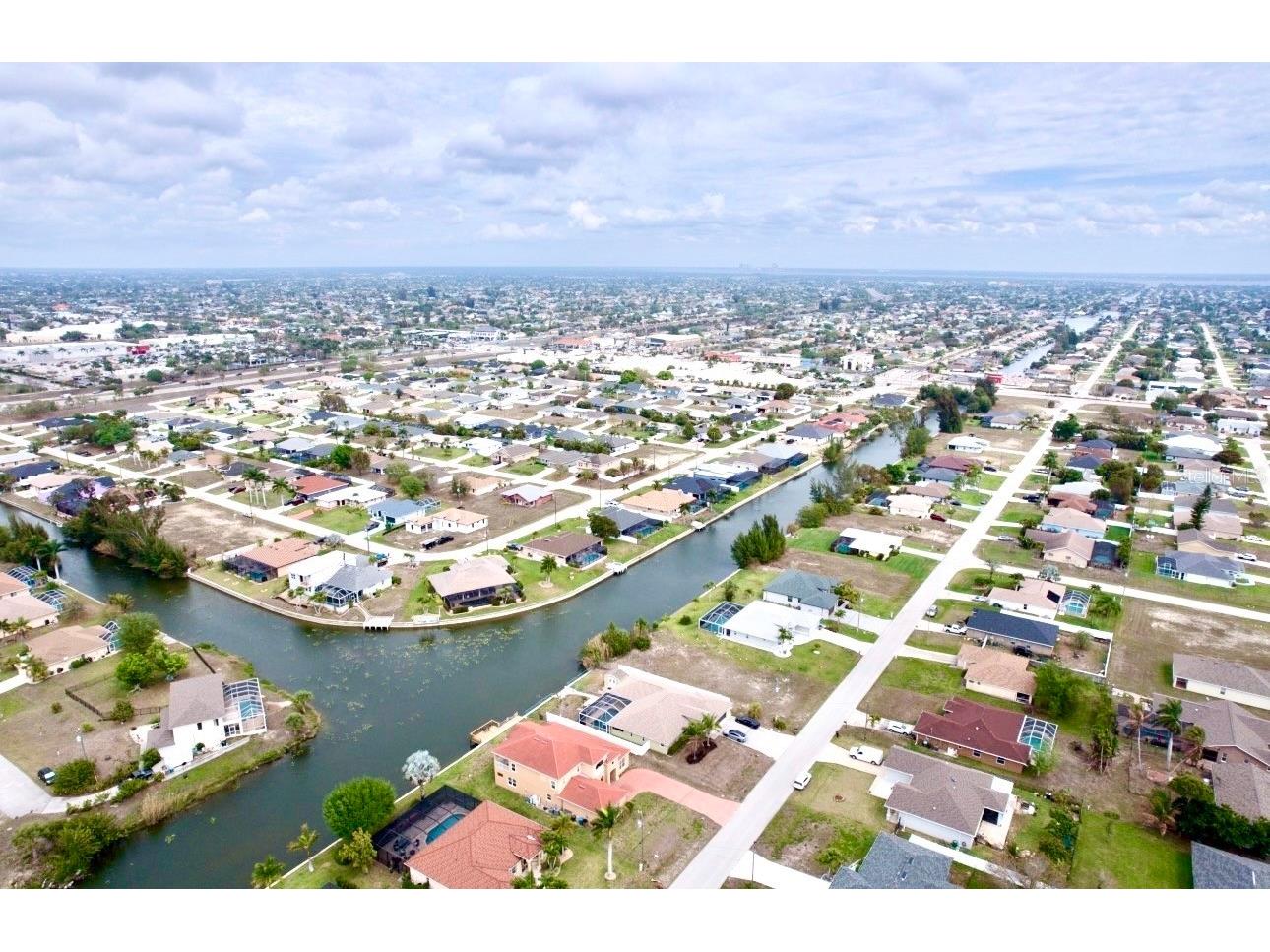 239 SW 28th Terrace Cape Coral FL 33914 C7523465 image3