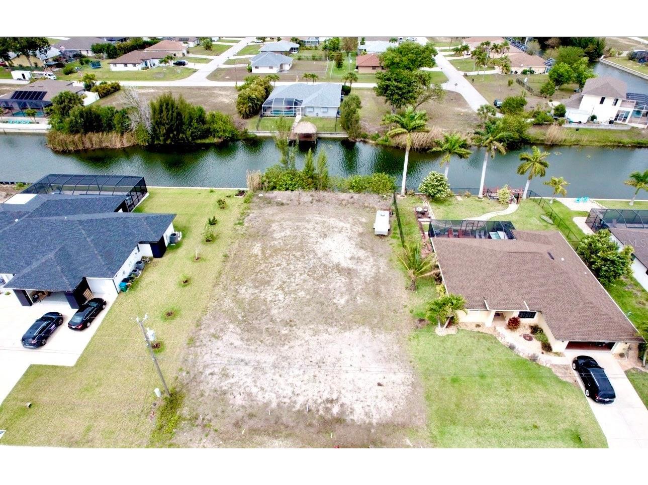 239 SW 28th Terrace Cape Coral FL 33914 C7523465 image4