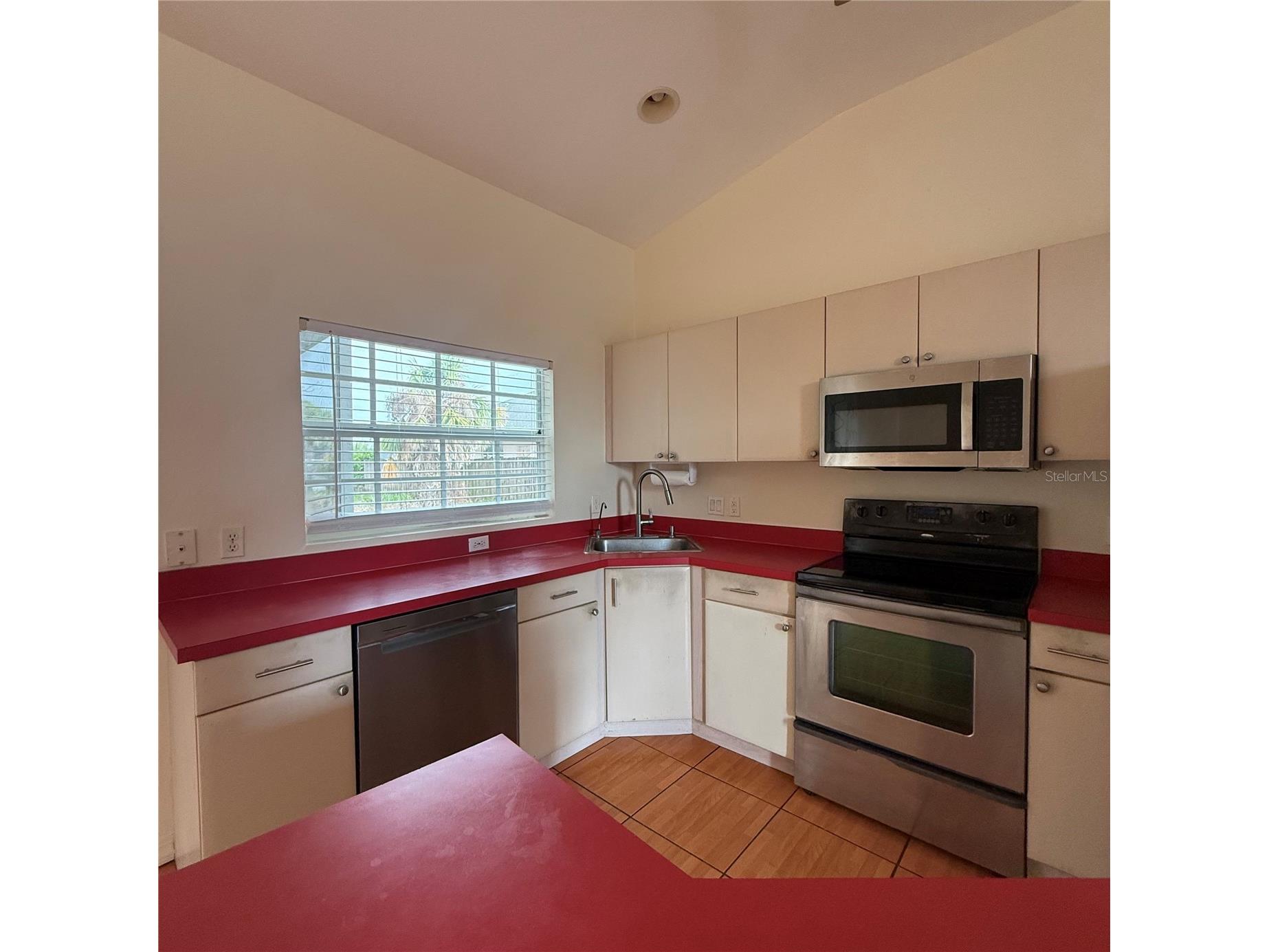 239 Venetia Avenue North Port FL 34287 A4686160 image5