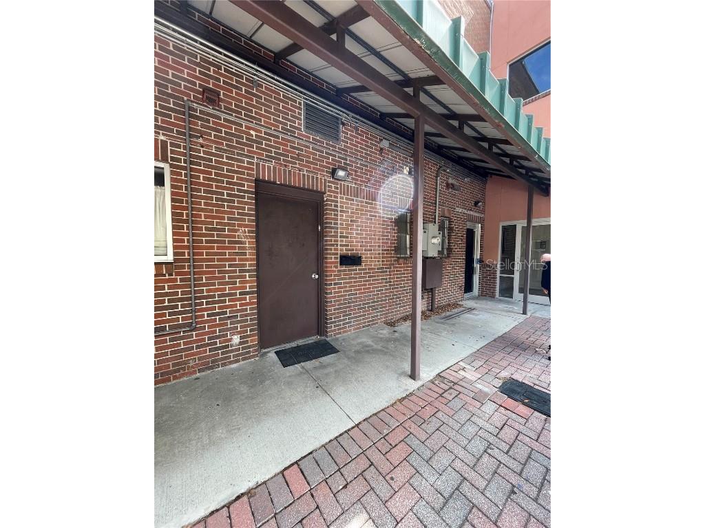 239 W University Avenue Gainesville FL 32601 GC531359 image9