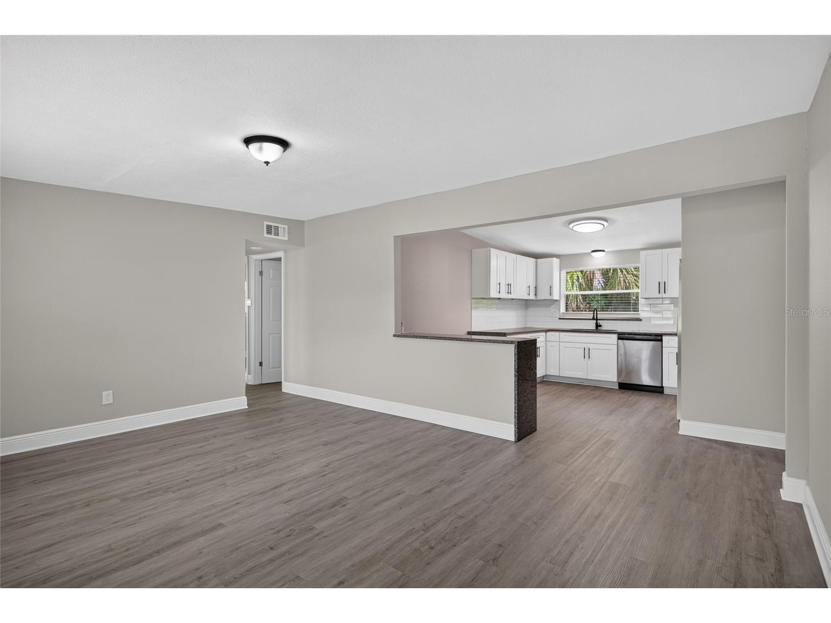 2390 29th Street NW Winter Haven FL 33881 TB8527635 image3