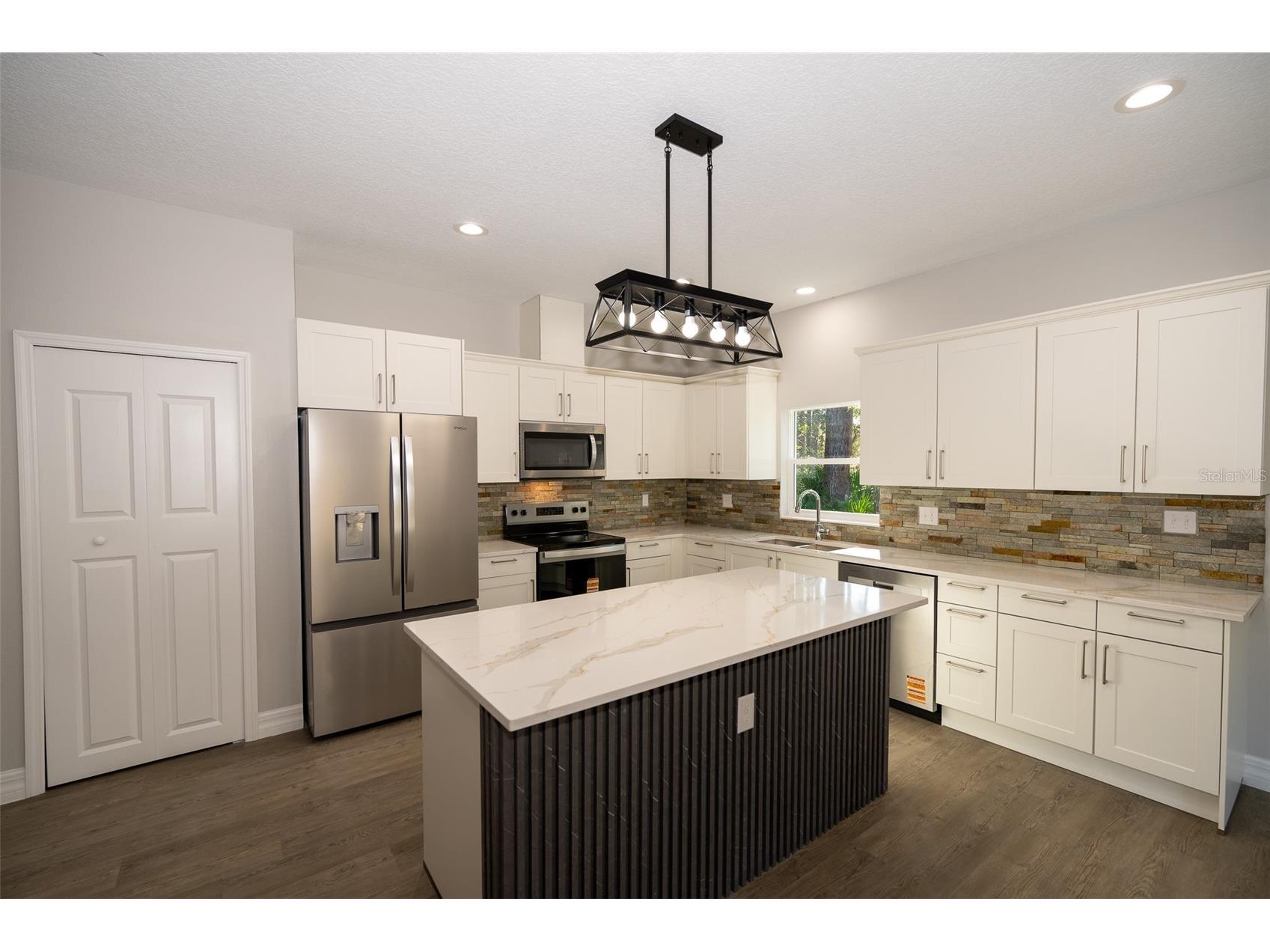 2390 9th Ave Deland FL 32724 O6396633 image16