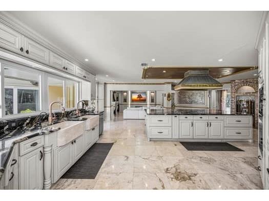 2390 Kent Place Clearwater FL 33764 TB8480169 image25