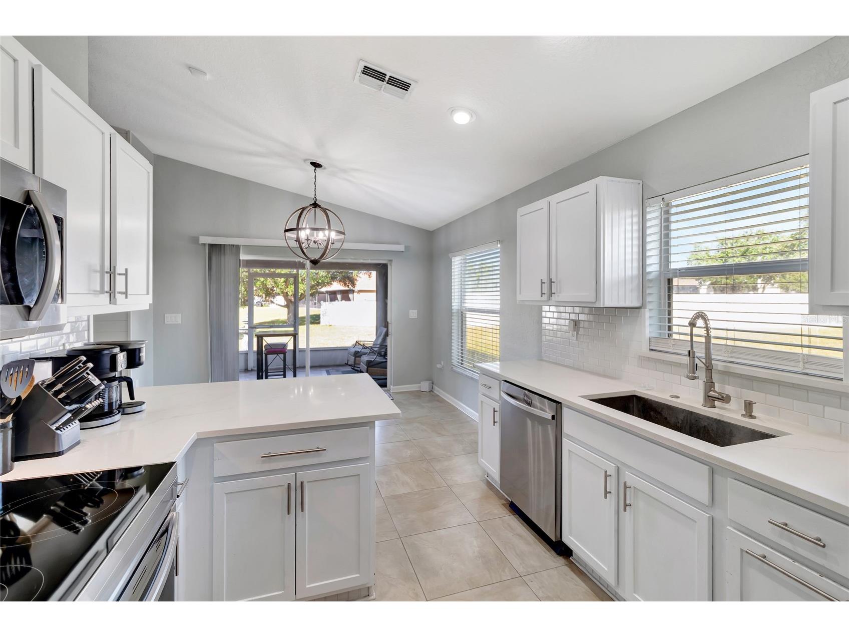 23905 Narrowleaf Court Leesburg FL 34748 G5111618 image3
