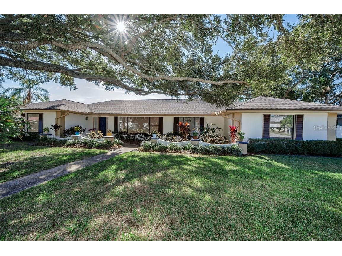 2391 Roberta Lane Clearwater FL 33764 - ALLEN'S CREEK TB8456565 image1