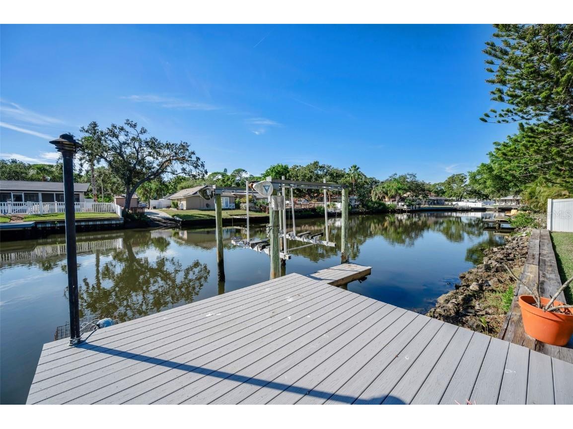 2391 Roberta Lane Clearwater FL 33764 - ALLEN'S CREEK TB8456565 image3