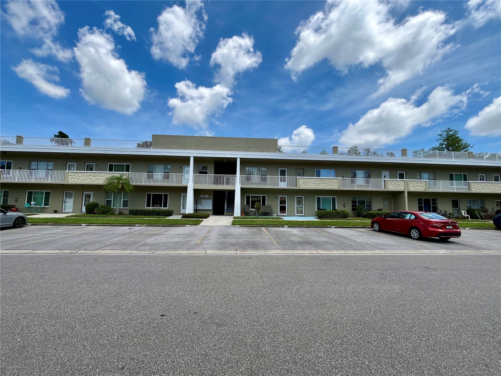 2391 Sumatran Way #17 Clearwater FL 33763 TB8506245 image1