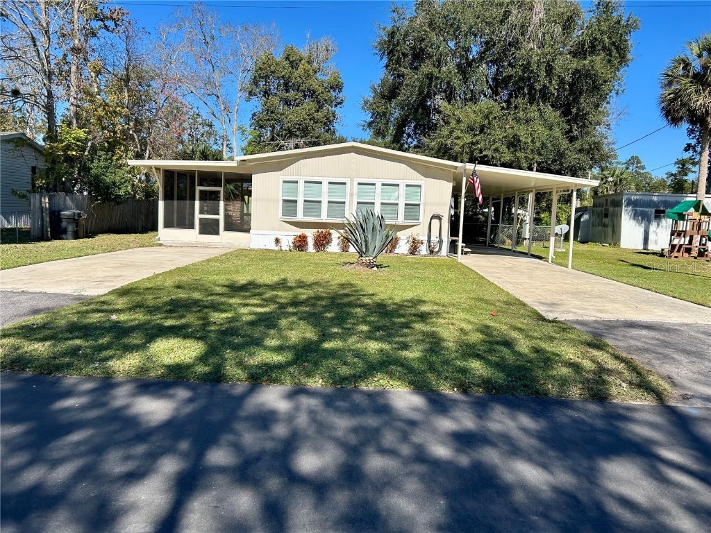 23917 Deer Road Astor FL 32102 R4910314 image1