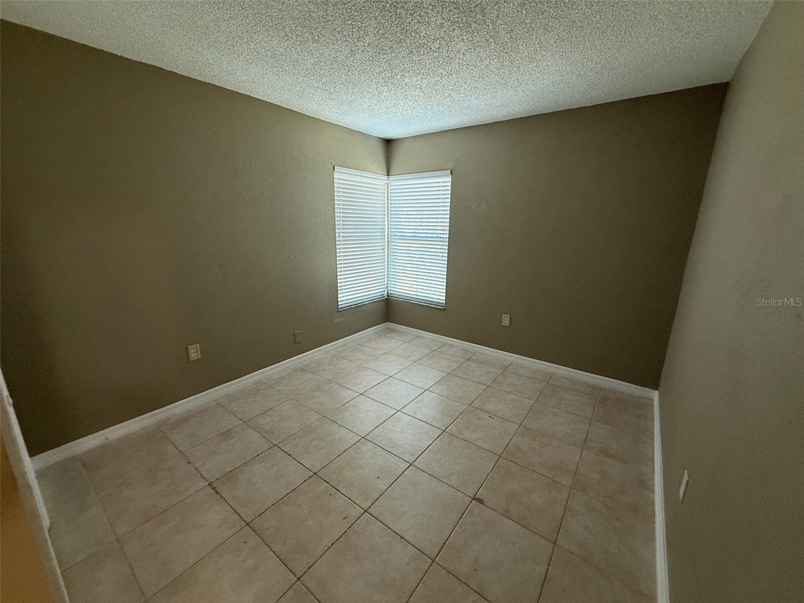 2392 Fairview Road Spring Hill FL 34609 W7884377 image15