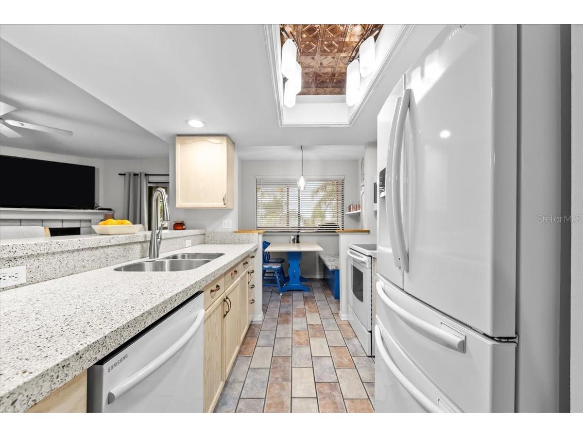 2392 Hanover Drive Dunedin FL 34698 TB8466404 image13