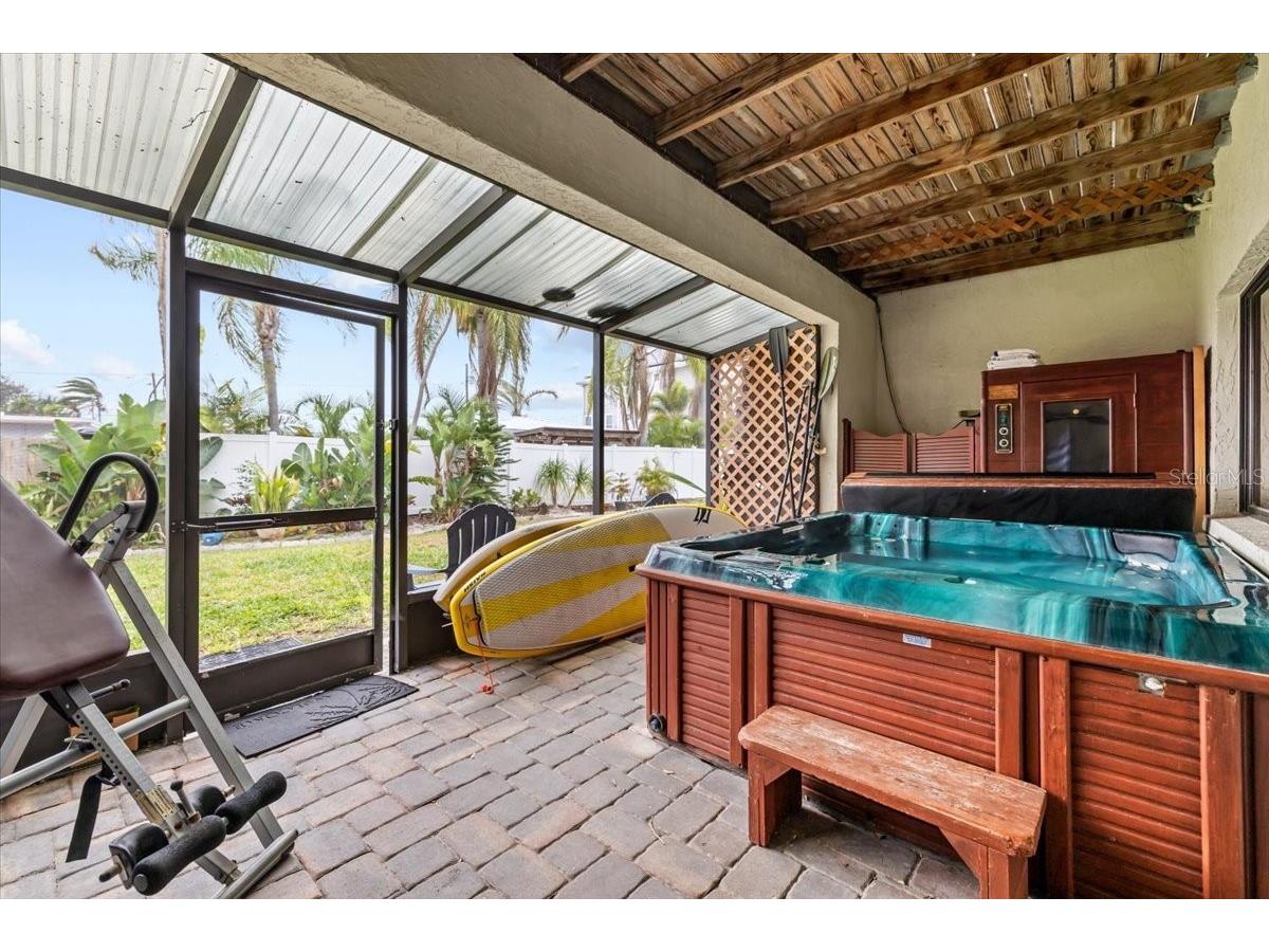 2392 Hanover Drive Dunedin FL 34698 TB8466404 image38