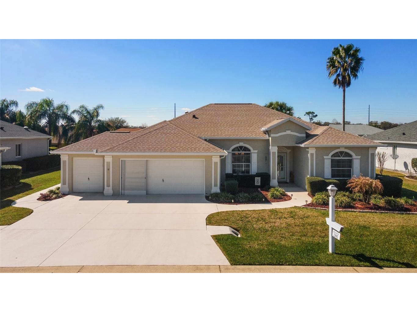 2392 NW 58th Terrace Ocala FL 34482 OM695731 image1