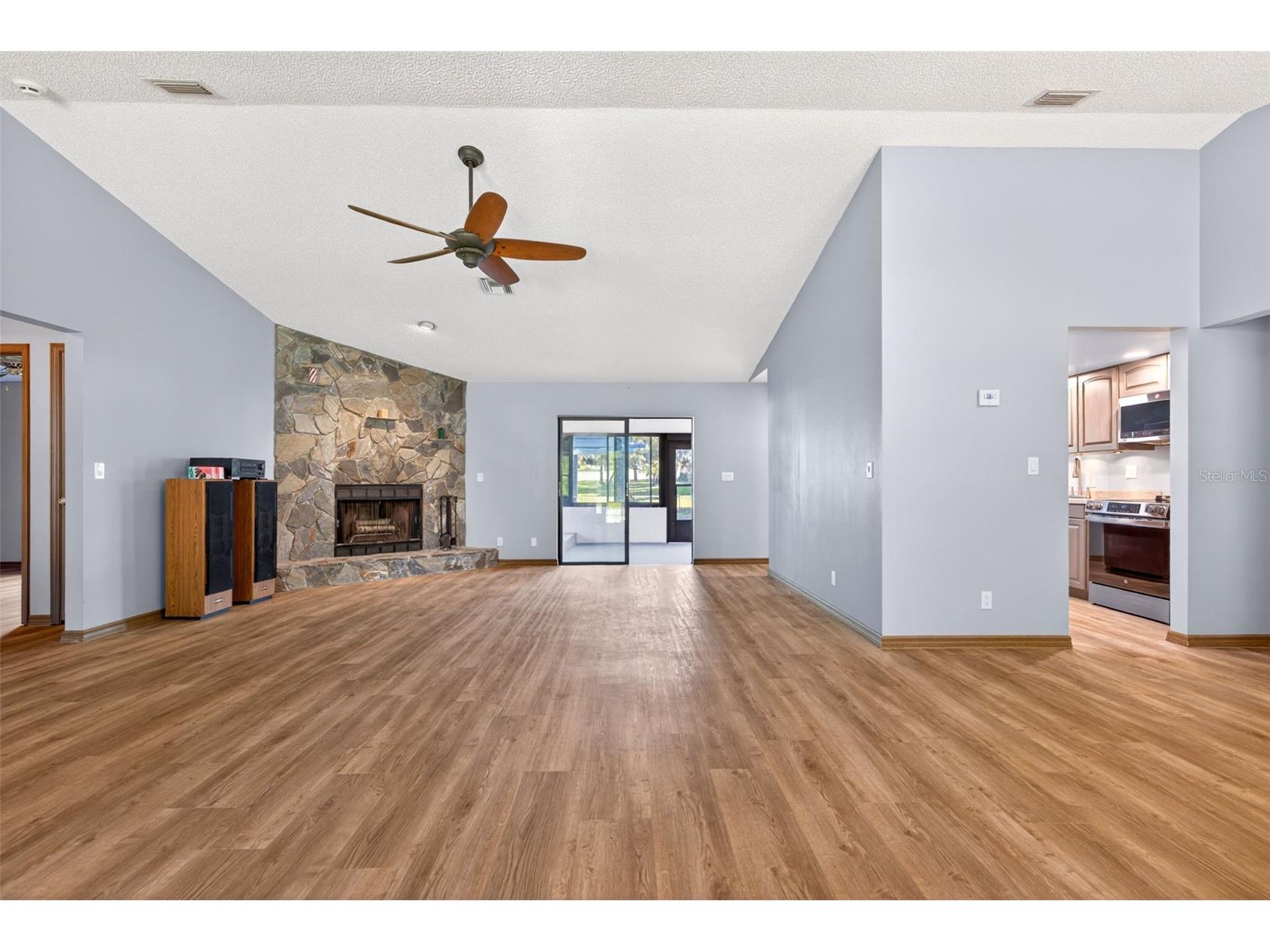 2393 W Fairway Loop Citrus Springs FL 34434 OM722971 image14