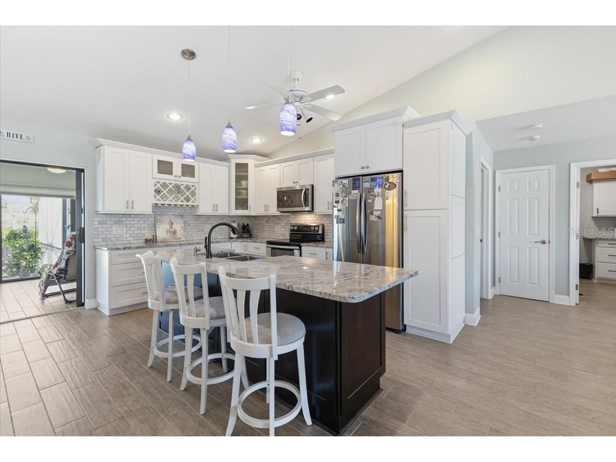 2394 Pappas Terrace Port Charlotte FL 33981 - PAPPAS WATERWAY D6146726 image12