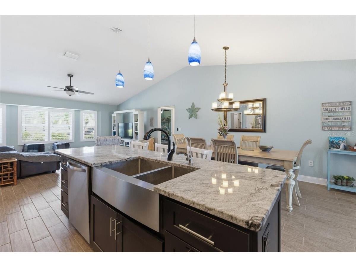 2394 Pappas Terrace Port Charlotte FL 33981 - PAPPAS WATERWAY D6146726 image15