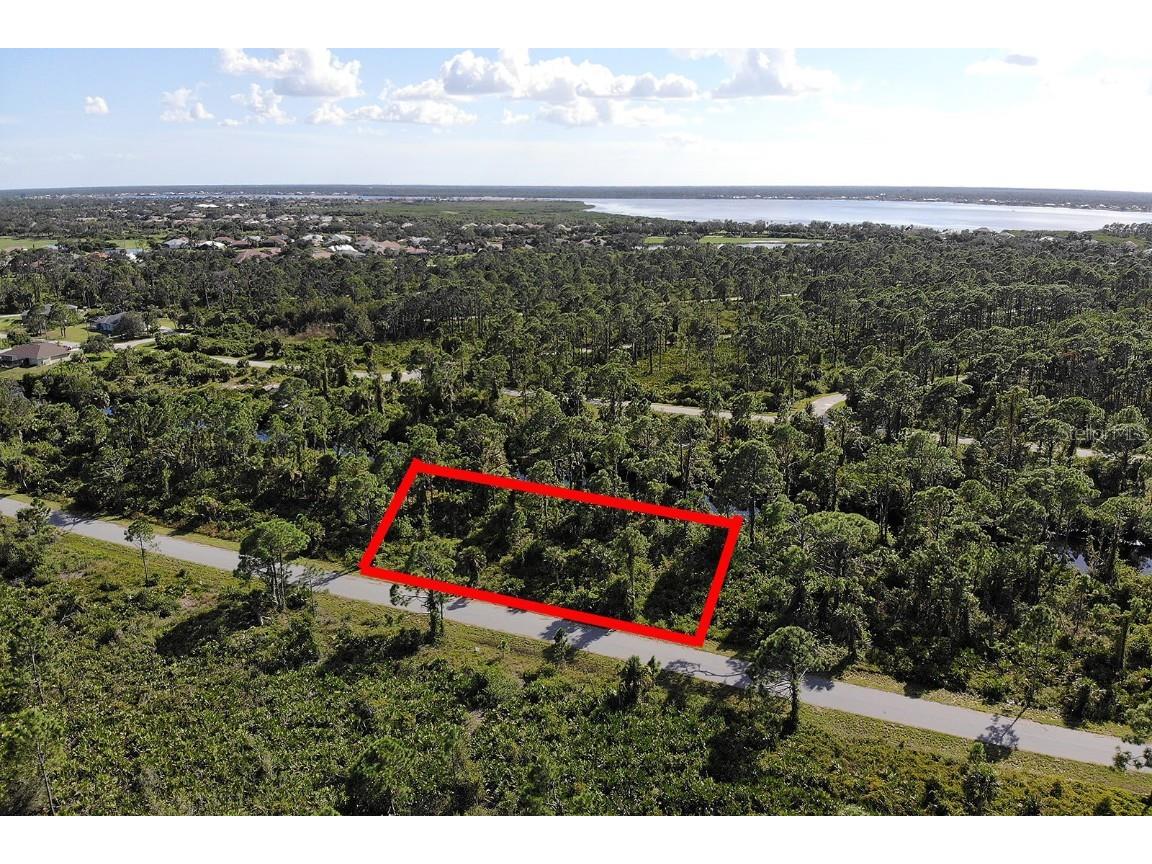 239524032411 Chapel Drive Port Charlotte FL 33953 - HASTINGS WATERWAY D6132485 image1