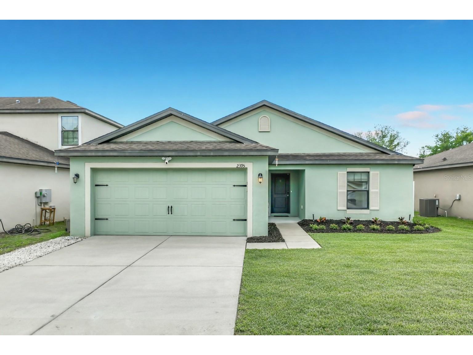 2395 Bracknell Forest Trl Tavares FL 32778 O6398903 image1
