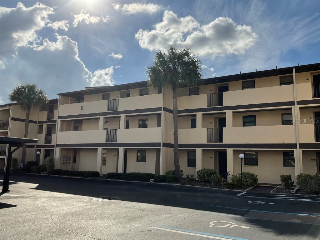 2395 Harbor Blvd #224 Port Charlotte FL 33952 C7513233 image1