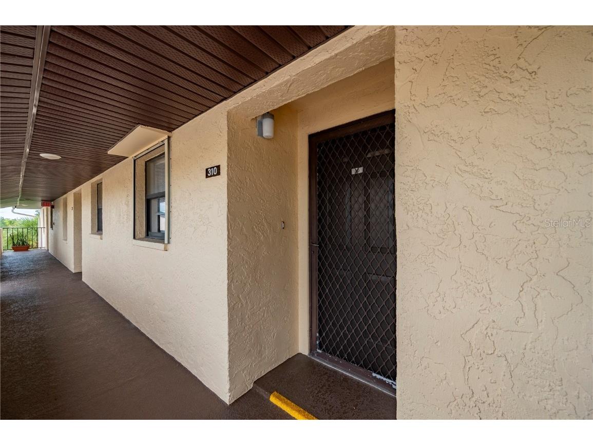 2395 Harbor Boulevard #310 Port Charlotte FL 33952 C7515049 image6