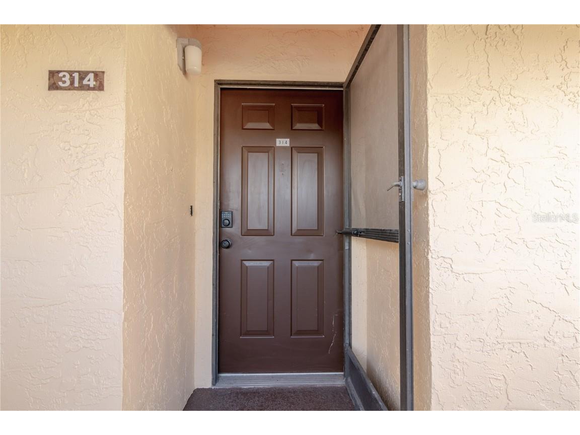 2395 Harbor Boulevard #314 Port Charlotte FL 33952 C7515686 image2