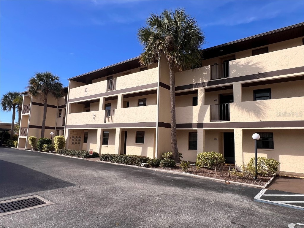 2395 Harbor Boulevard #324B Port Charlotte FL 33952 C7504237 image1