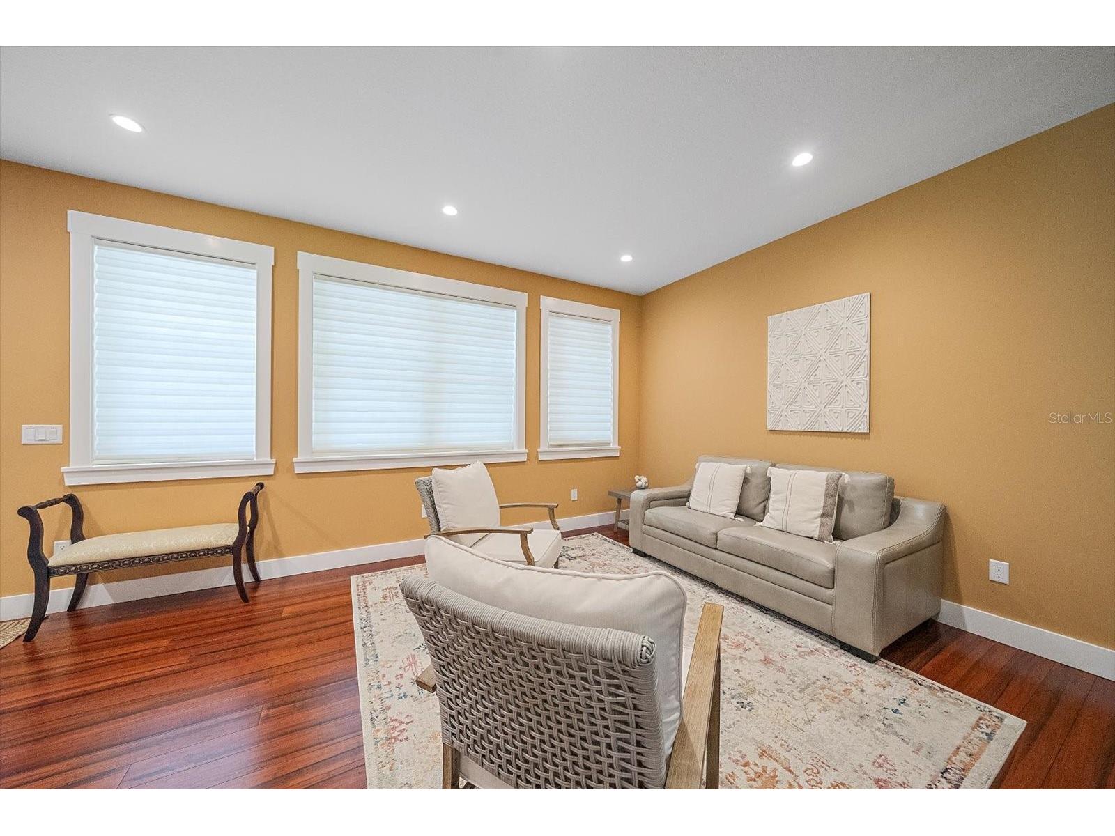 2395 Hyde Park Street Sarasota FL 34239 A4700669 image10