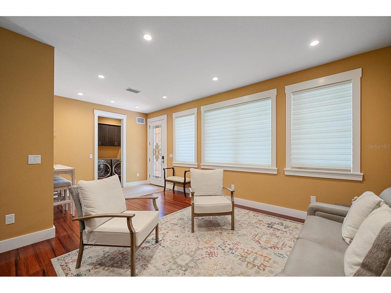 2395 Hyde Park Street Sarasota FL 34239 A4700669 image11