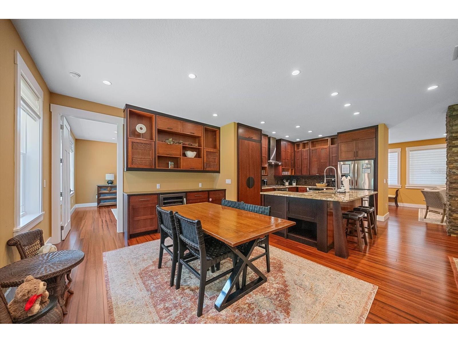 2395 Hyde Park Street Sarasota FL 34239 A4700669 image16