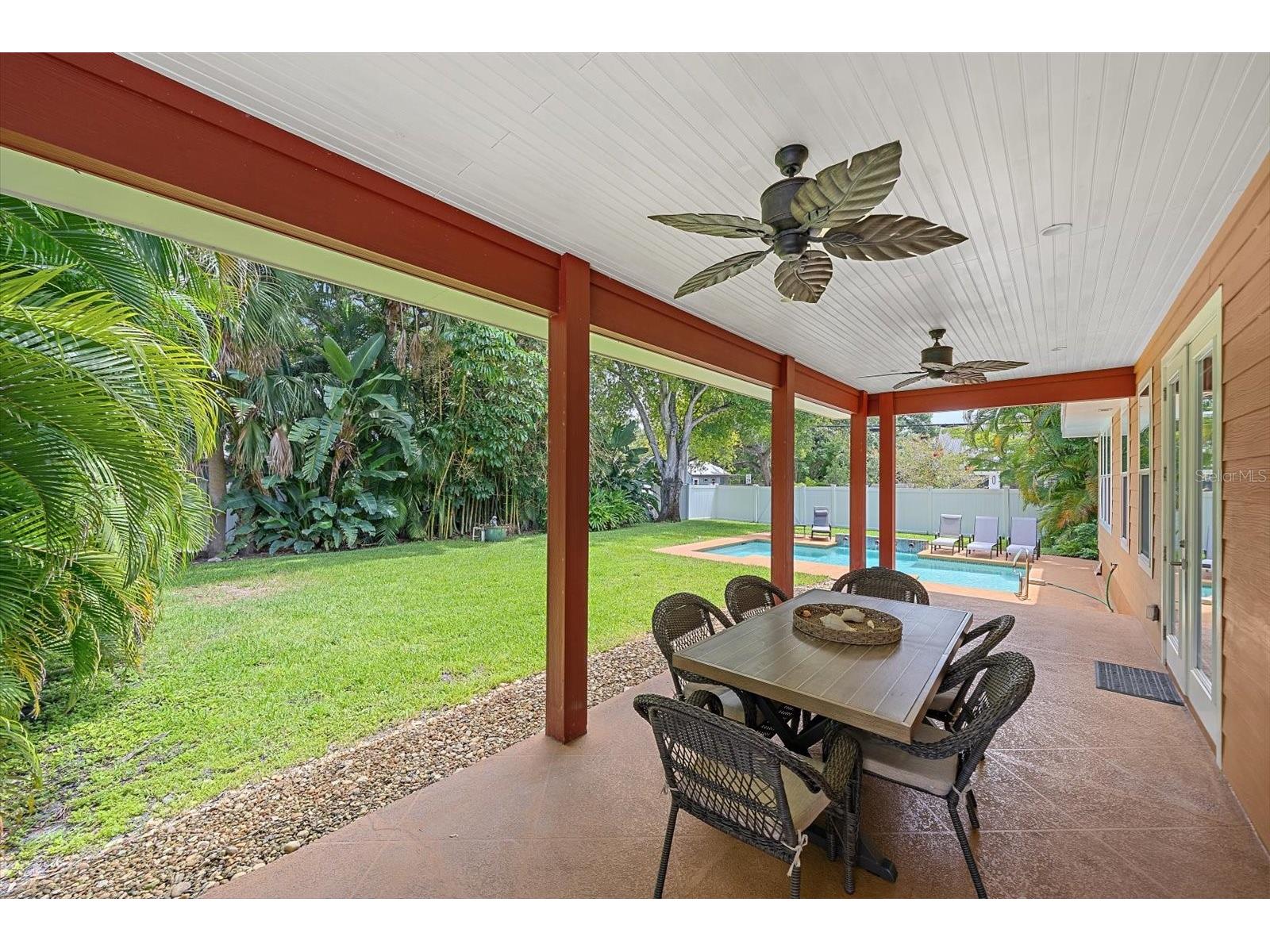2395 Hyde Park Street Sarasota FL 34239 A4700669 image38