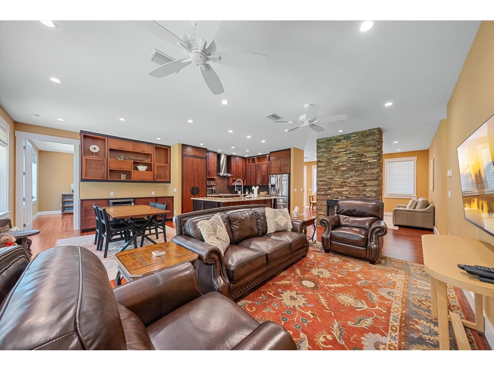 2395 Hyde Park Street Sarasota FL 34239 A4700669 image5