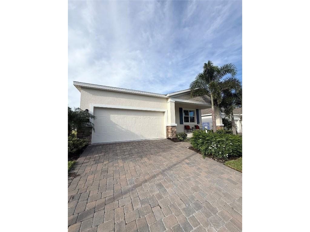 2396 Volunteer Avenue Kissimmee FL 34744 O6341462 image1