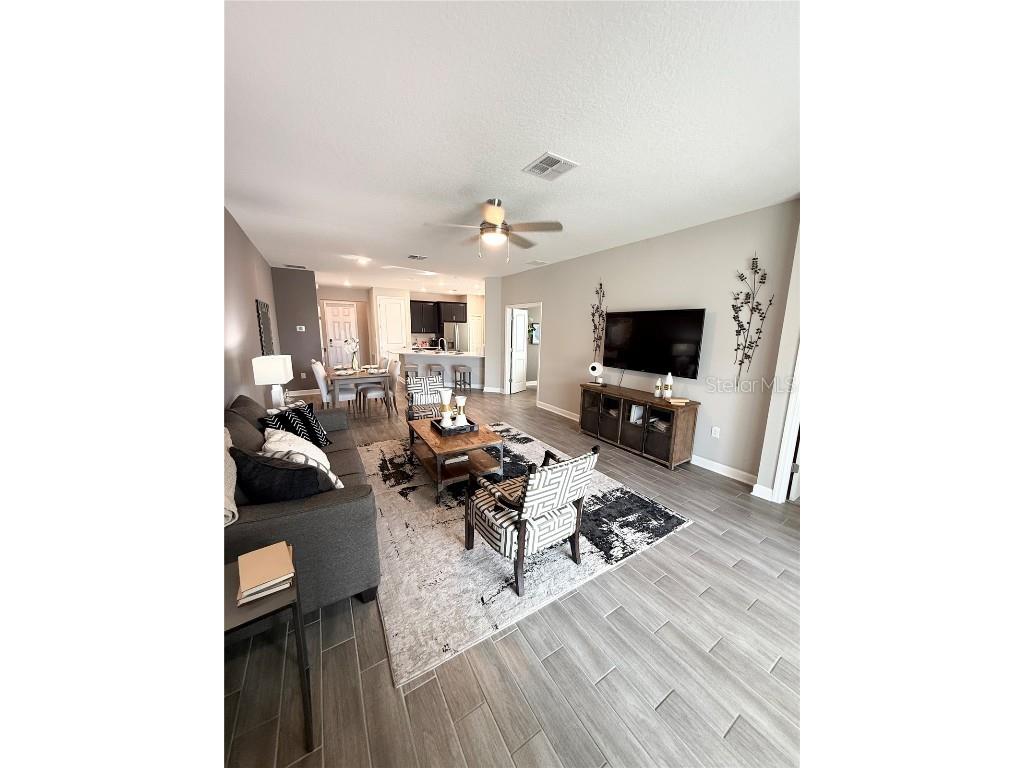 2396 Volunteer Avenue Kissimmee FL 34744 O6341462 image4