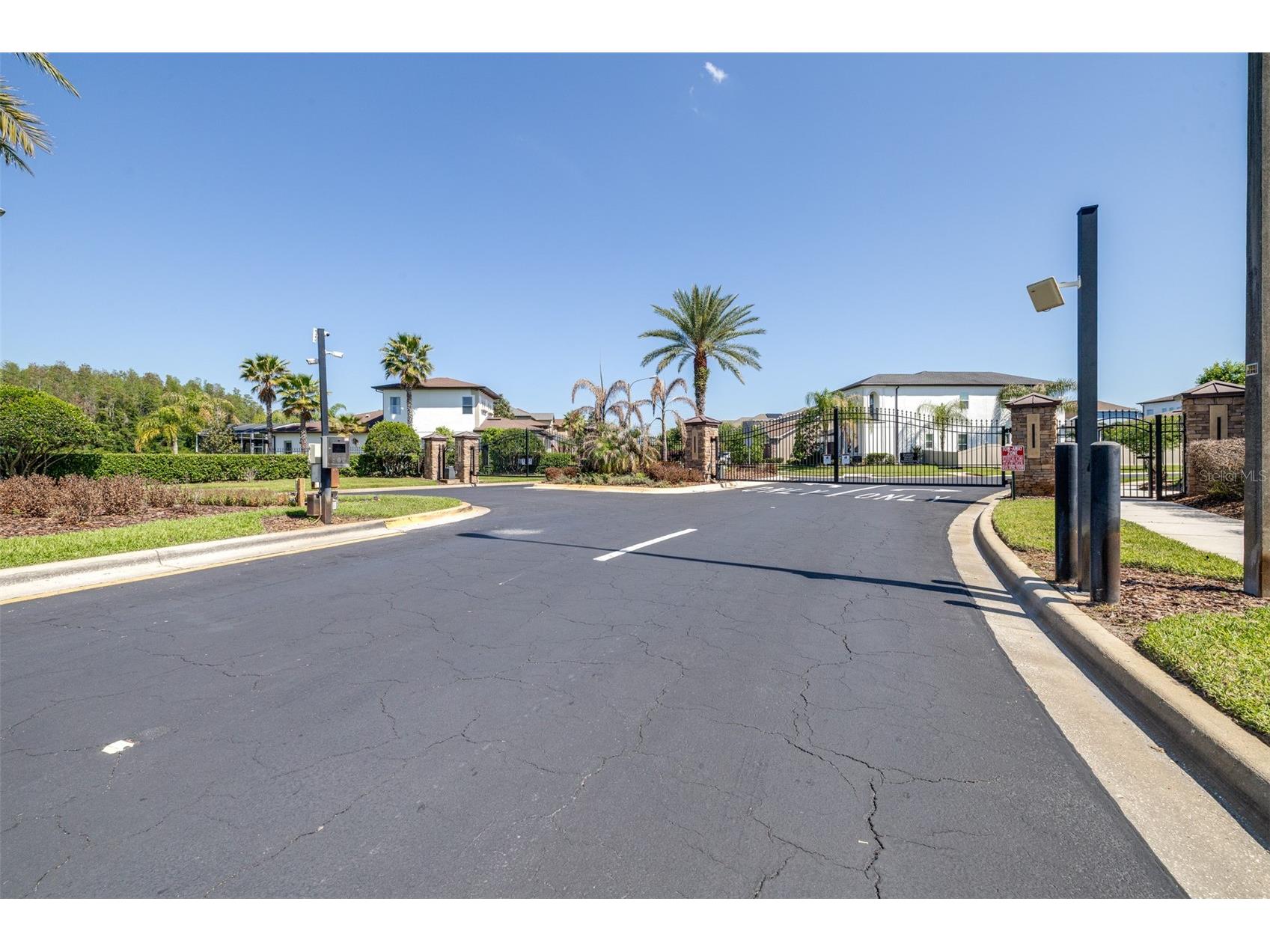 2397 Gwynhurst Boulevard Wesley Chapel FL 33543 TB8497747 image57