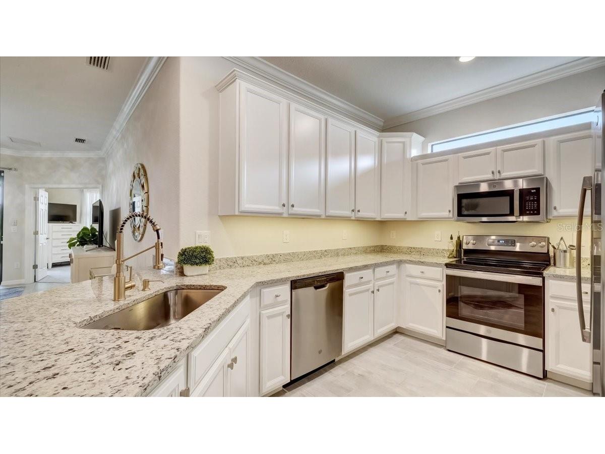 23972 Skyflower Court Venice FL 34293 A4692573 image10