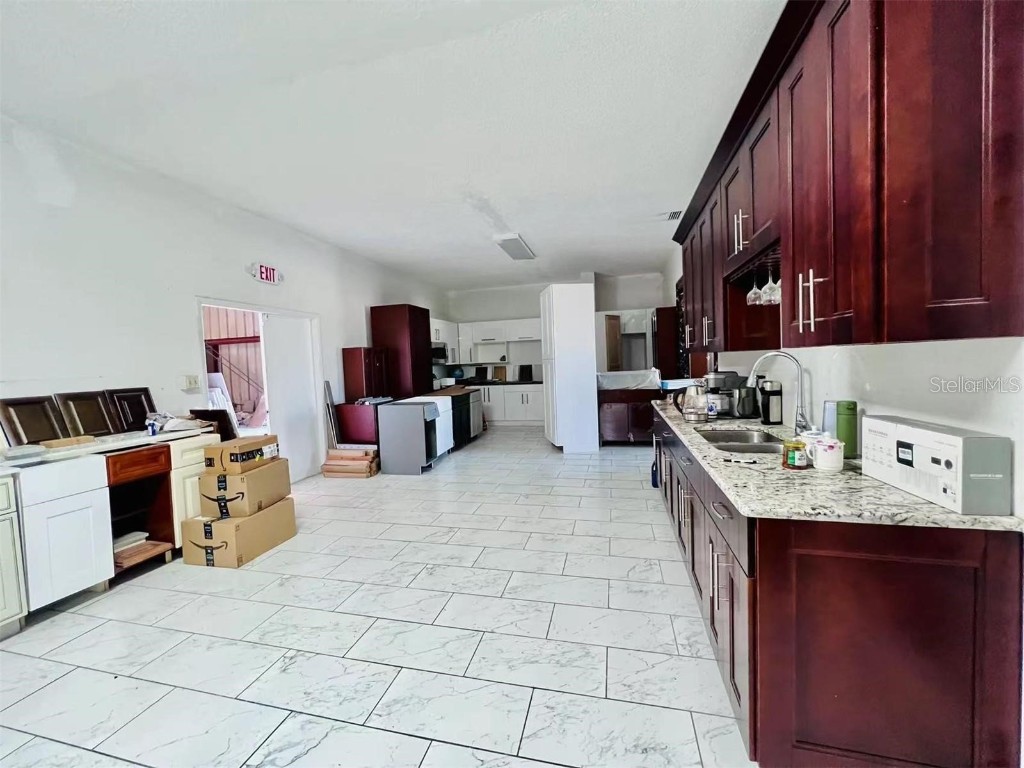 2398 63rd Avenue E Bradenton FL 34203 TB8437947 image9