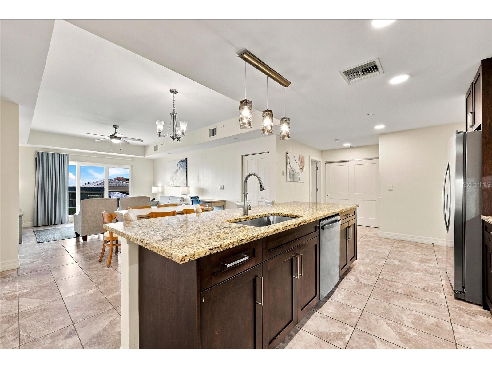 24 Avalon Street #405 Clearwater Beach FL 33767 TB8526605 image14