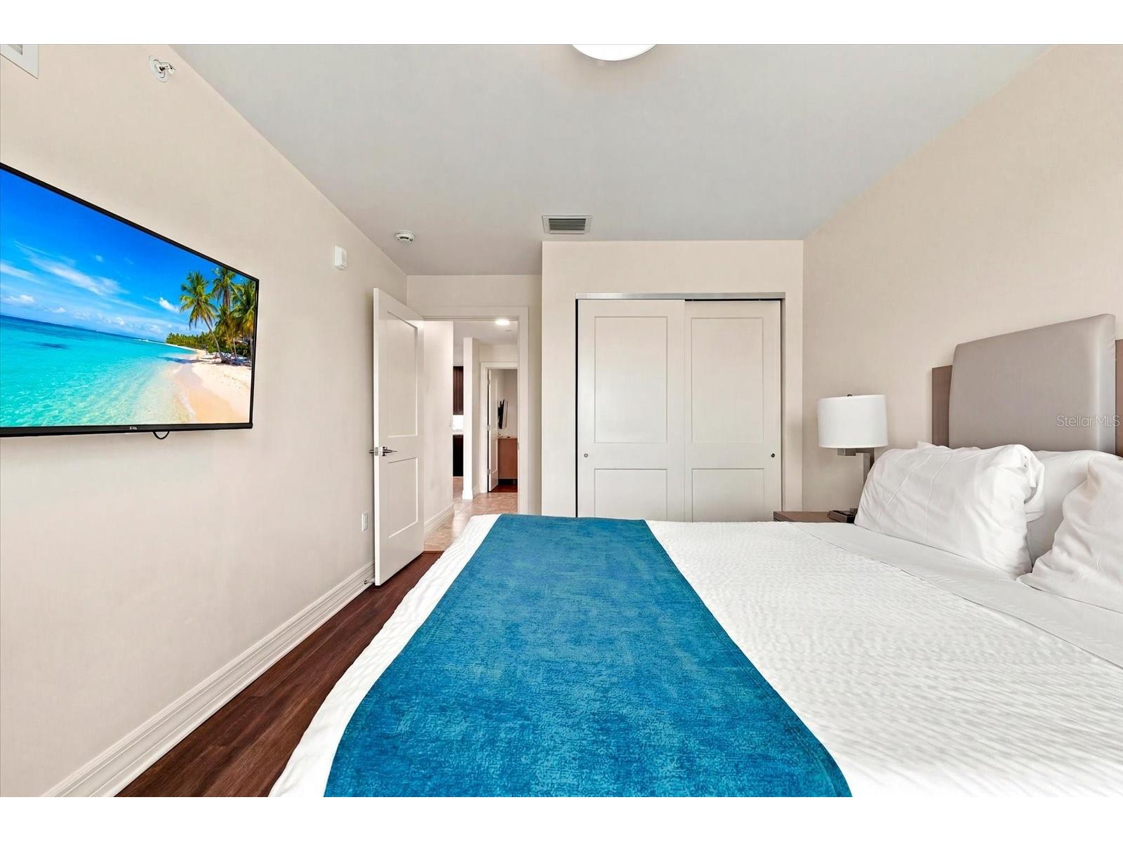 24 Avalon Street #405 Clearwater Beach FL 33767 TB8526605 image18