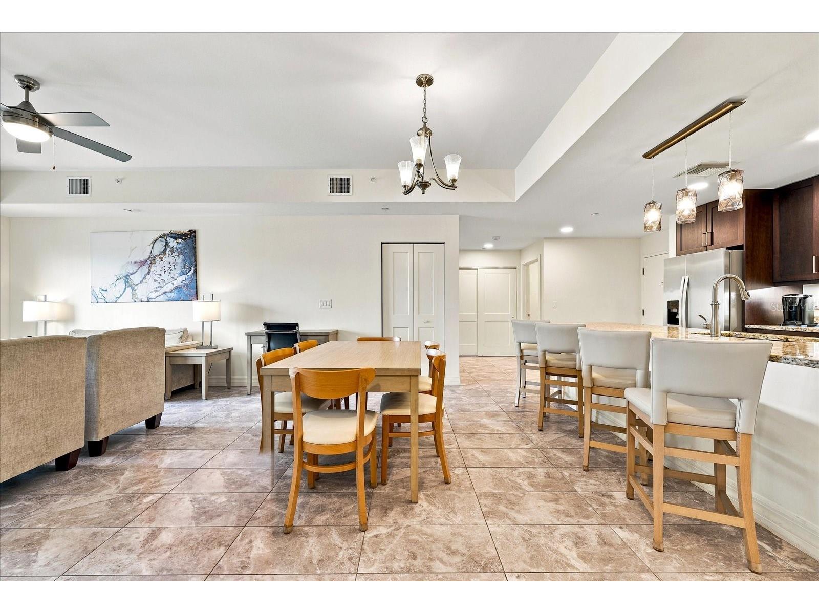 24 Avalon Street #405 Clearwater Beach FL 33767 TB8526605 image20