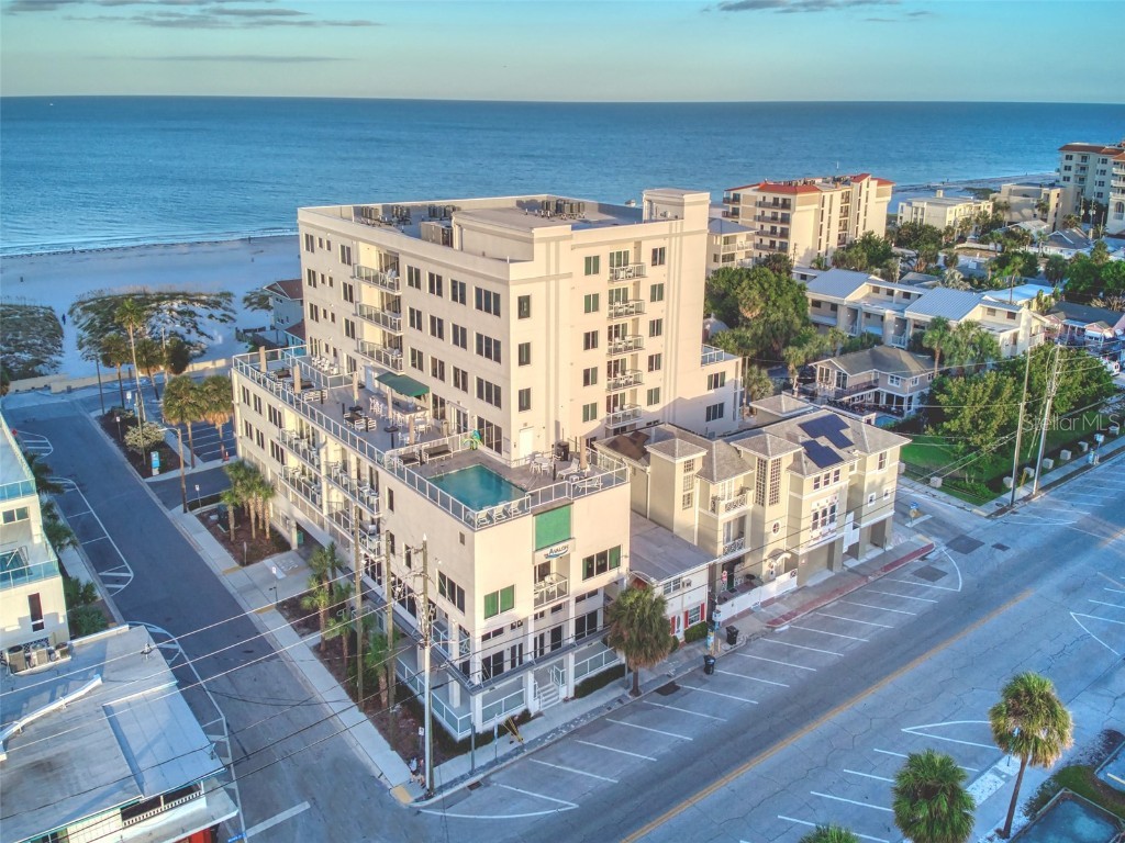 24 Avalon Street #501 Clearwater FL 33767 U8218967 image1