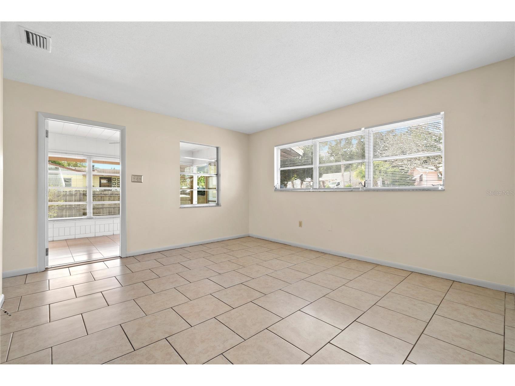 24 Bahia Loop Ocala FL 34472 OM721039 image5